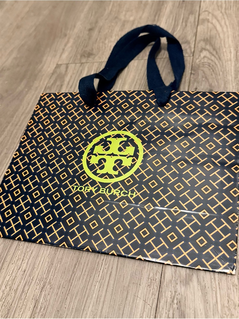 TORY BURCH Shopping Gift Bag 9x7.10x3.60 inches